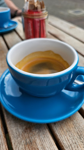 Comentarii opinii despre Cafe Grey