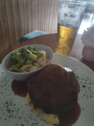 Comentarii opinii despre Danny's Bar Restaurant & Accomodation