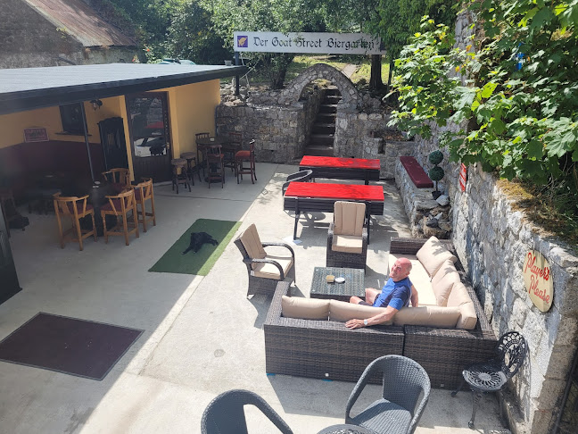 Clearys Bar - Hospitality and gastronomy