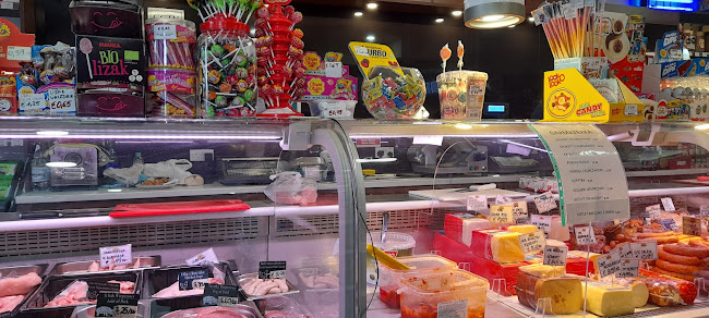 Comentarii opinii despre Totu Sallins Polish Grocery