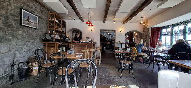 Connolly’s gastro bar and Restaurant. - Hospitality and gastronomy