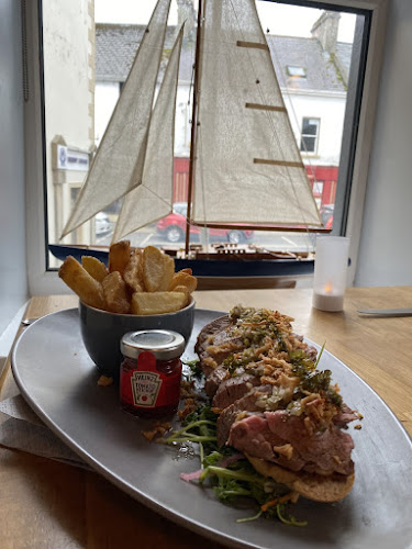 The Fleet Inn Guesthouse & Restaurant - Killybegs