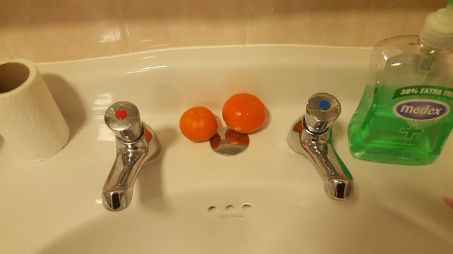 Comentarii opinii despre Howes Bar