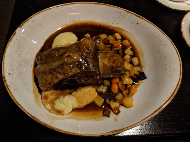 Radisson Blu Hotel & Spa, Galway Lough Atalia Road, Galway, H91 CYN3