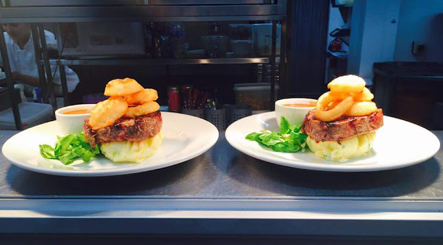 Opinii despre Quay West Restaurant Donegal Town în Donegal - Hospitality and gastronomy