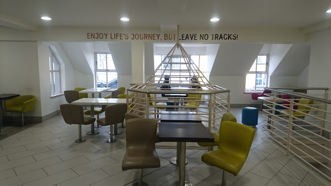 Opinii despre Denjoes Family Restaurant /Apache Killarney în Killarney - Hospitality and gastronomy