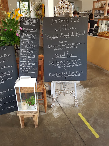 Comentarii opinii despre Strandfield