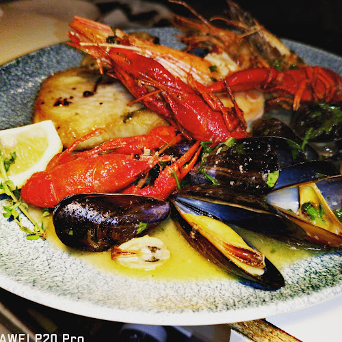 R&B Restaurant - Killarney