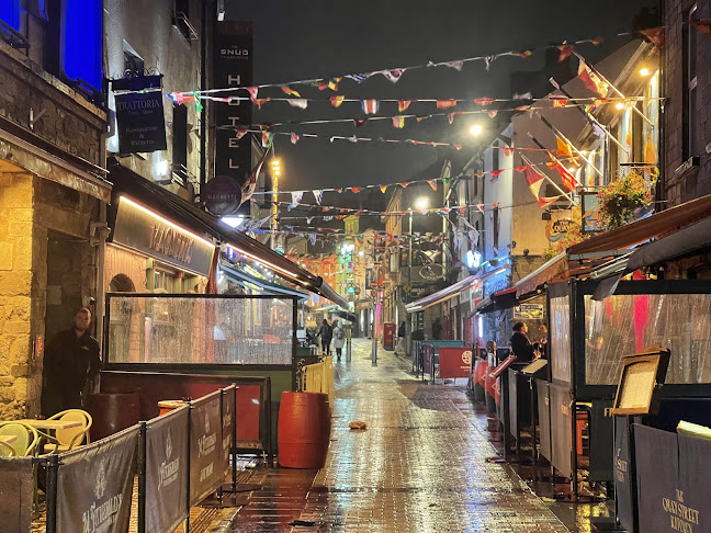 Comentarii opinii despre M.Fitzgerald's Bar