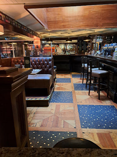 Lock 13 Brewpub - Hospitality and gastronomy