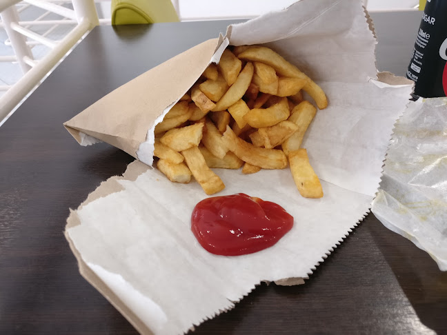 Denjoes Family Restaurant /Apache Killarney - Killarney