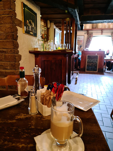 Olde Castle Seafood Bar