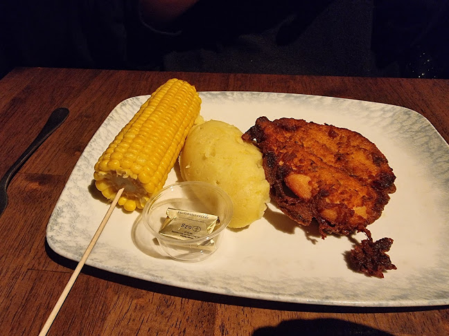 Paris Texas Bar and Restaurant