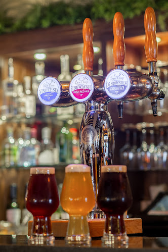 The Dew Drop Inn & Brewhouse - Kill