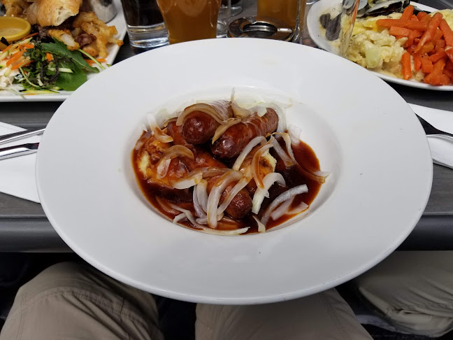 The Wharf Tavern & Terrace - Hospitality and gastronomy