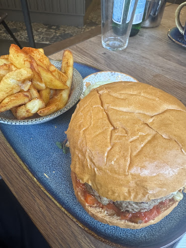 Momo Restaurant - Waterford