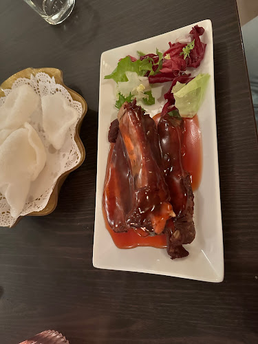 Sunshine Palace Restaurant - Hospitality and gastronomy