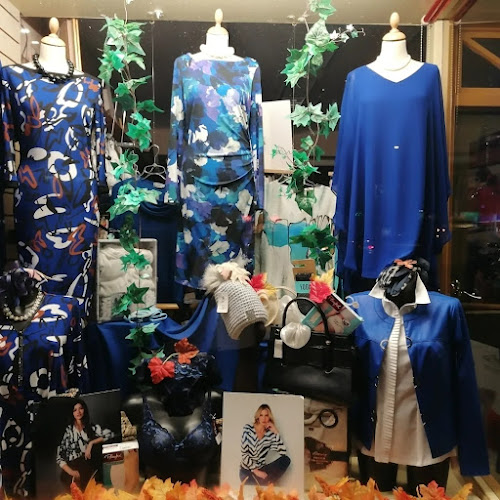 Comentarii opinii despre Hughes Bar