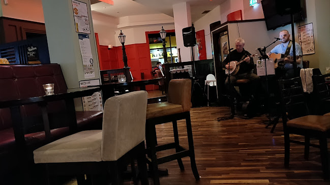 Opinii despre Ongar House Pub & Restaurant în Lucan - Hospitality and gastronomy