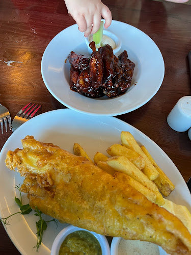 Comentarii opinii despre Byrne & Woods Bar & Restaurant