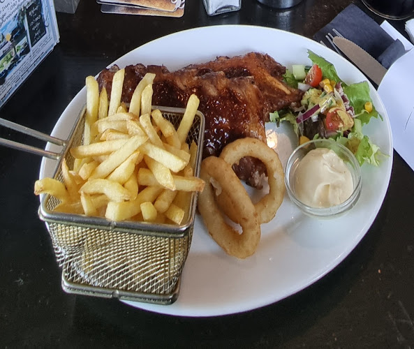 Opinii despre The Lough Ree Inn în Coosan Point - Hospitality and gastronomy