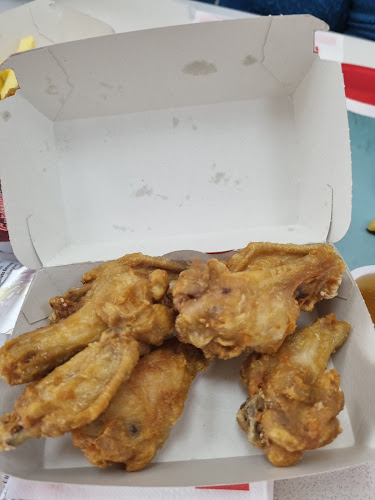 Comentarii opinii despre Supermac's & Papa John's