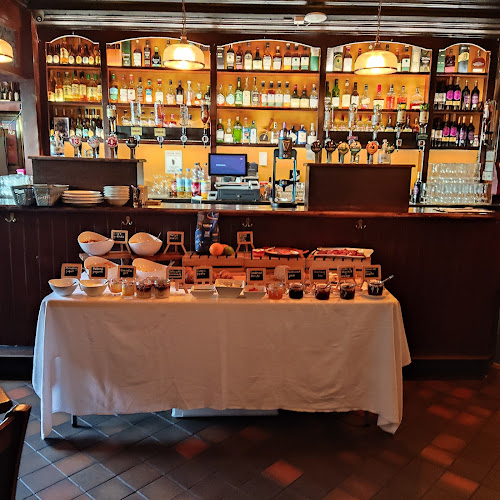 Opinii despre Kingstons Boutique Hotel & Pub în Killorglin - Hospitality and gastronomy