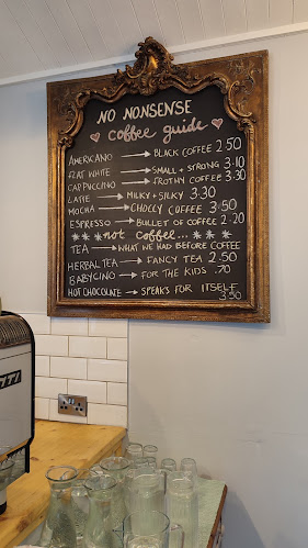 Opinii despre Vintage Lane Cafe în Rathcormack - Hospitality and gastronomy