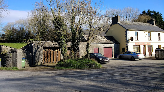 Norrie Henchy's Bar - Quin