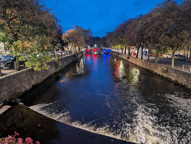37 Bridge St, Cahernamart, Westport, Co. Mayo