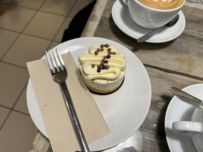 Le Petit Delice Limited - Hospitality and gastronomy