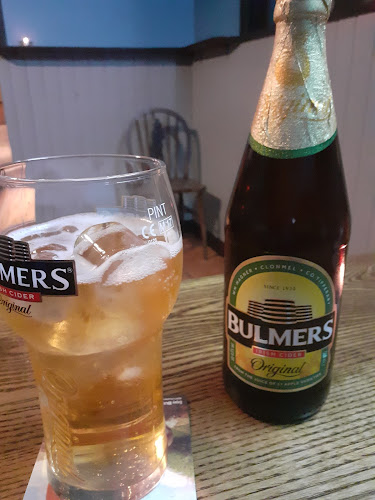 Roches Bar & Restaurant - Hospitality and gastronomy