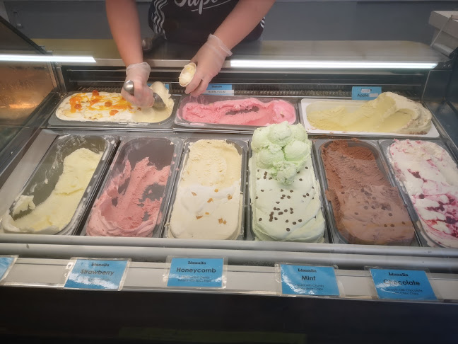 Opinii despre Linnalla Irish Ice Cream în New Quay - Hospitality and gastronomy