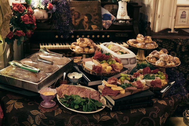 The Parlour Vintage Tea Rooms