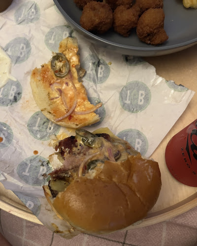 R14, 25, 037 Leinster St, Athy, Co. Kildare