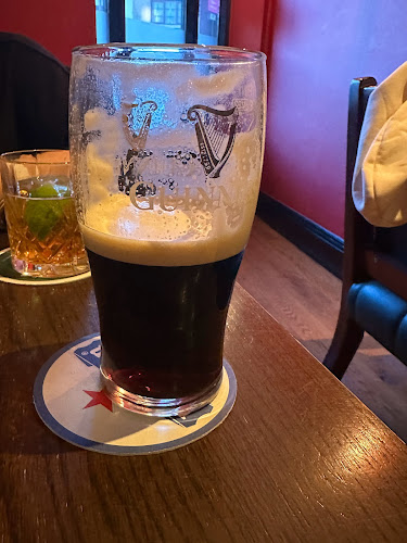 Comentarii opinii despre The Dark Horse Bar & Kitchen