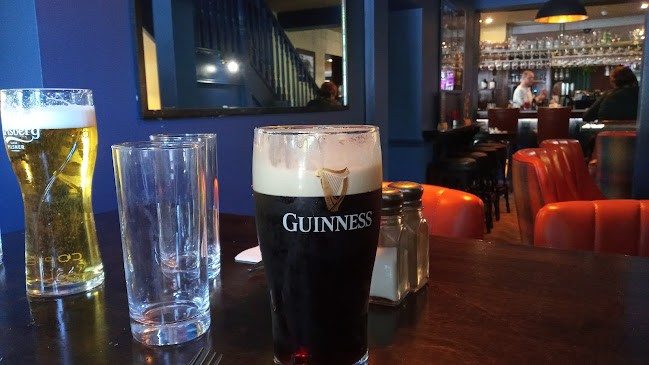 The West Bar & Restaurant