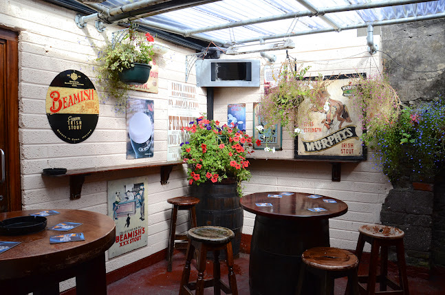 Comentarii opinii despre Cissie Youngs