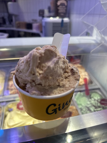 Opinii despre Gino's Gelato în Limerick - Hospitality and gastronomy