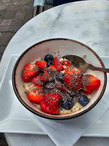 Comentarii opinii despre Kenny & Co