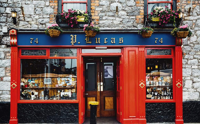 Lucas Bar - Ennis