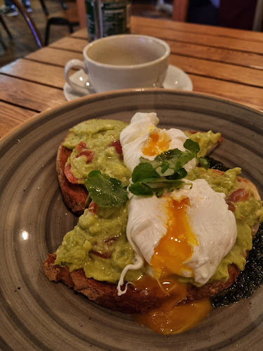 Unit 4, The Cornmarket Centre, Cornmarket St, Centre, Cork, T12 W6EP