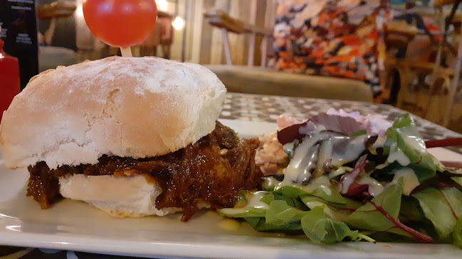 Comentarii opinii despre Hook & Ladder Corbally