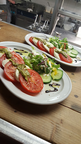 Comentarii opinii despre Il Pomo Doro