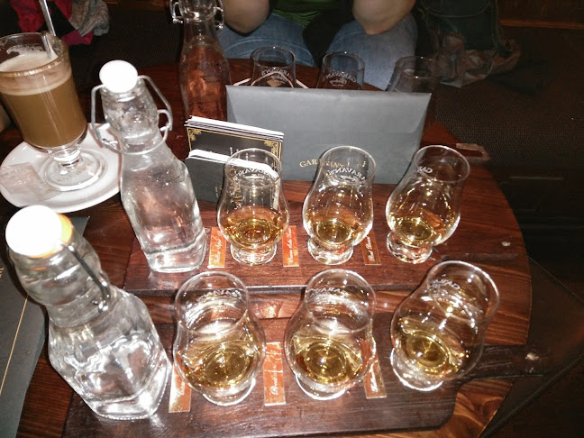 Comentarii opinii despre Garavan's Bar