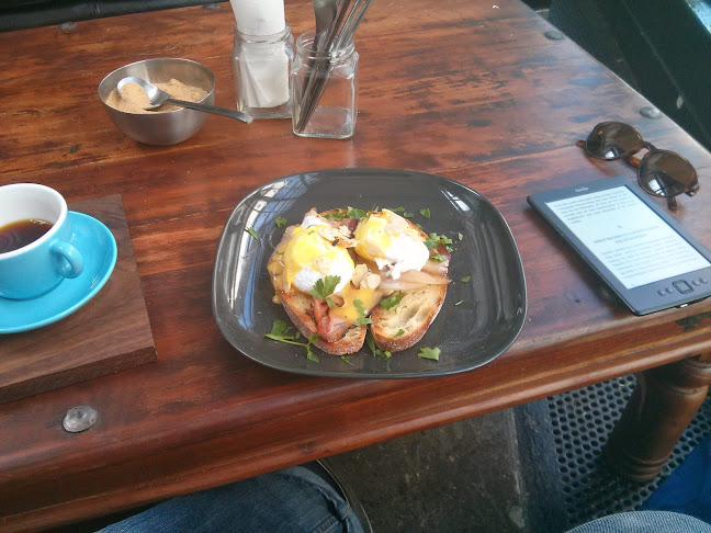 Opinii despre Roasted Brown Roasters + Makers în Greystones - Hospitality and gastronomy