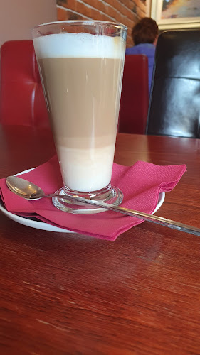 Comentarii opinii despre Chilli Coffee Shop