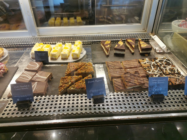 Caffè Nero - Hospitality and gastronomy