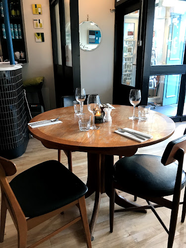 1 Bridge St, Cahernamart, Westport, Co. Mayo