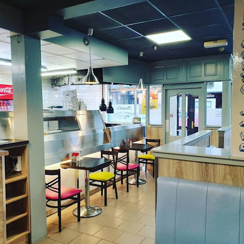 Apartment 1, Danollas Diner & Takeaway, Danolla's Apartments, 5 Castle St, Gorteendrunagh, Castlebar, Co. Mayo, F23 WR88